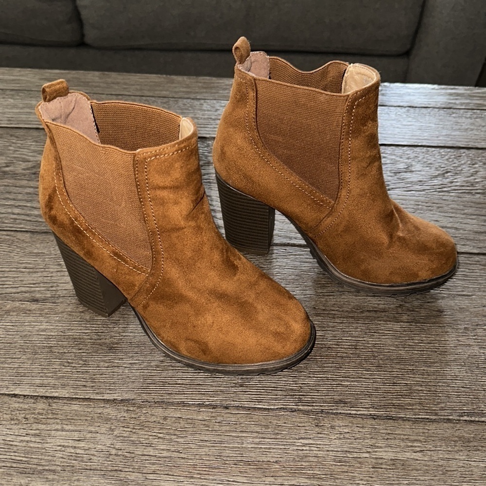 Bella Marie ELVY ankle booties - Picture 2 of 12